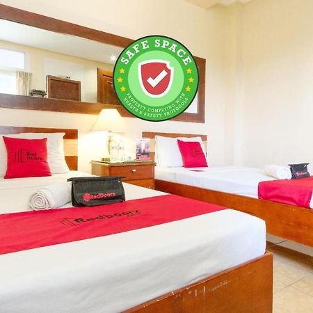 Reddoorz Near Camp Montelibano Hotel Bacolod Exterior photo