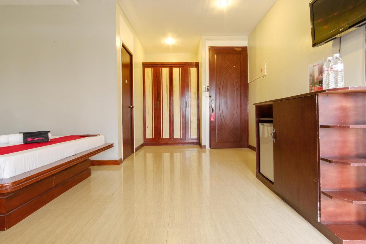 Reddoorz Near Camp Montelibano Hotel Bacolod Exterior photo